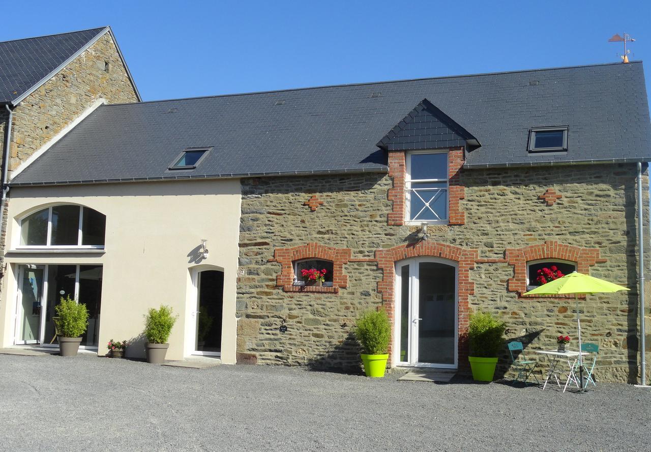Le Relais De La Hardiesse 6Km Mont St Michel - Chambres Doubles - Suite Spa Privatif Courtils Buitenkant foto